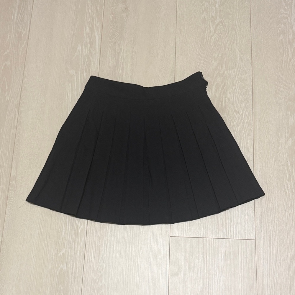 ✨ FB Sister Black Pleated Skater Skirt